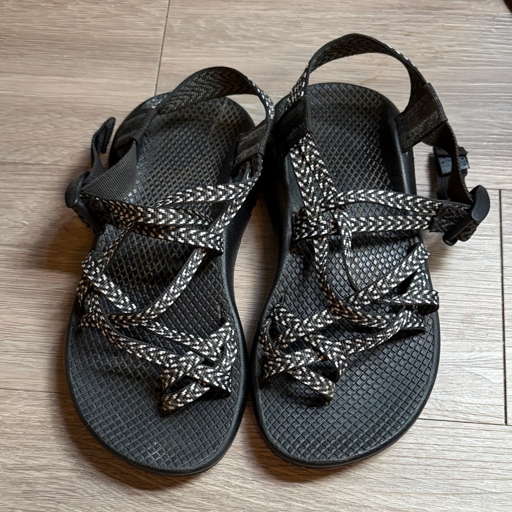 Chaco Women's Black and White Patterned Z/Cloud Sandals